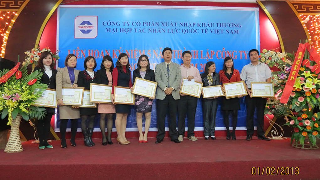 Xuất nhập khẩu Thương mại Hợp tác Nhân lực Quốc tế Việt Nam tuyển dụng