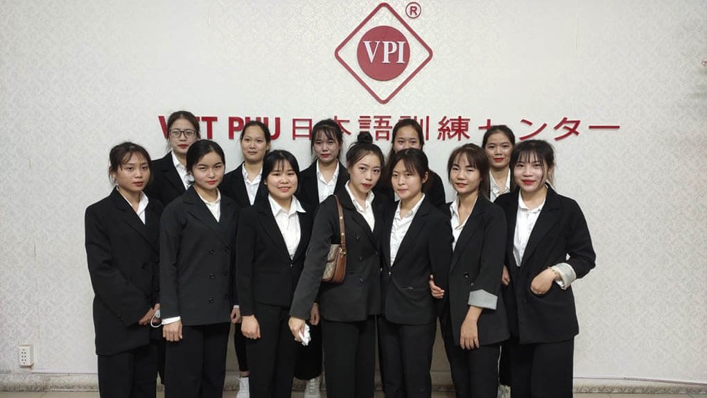 Công ty Cổ phần đầu tư Việt Phú tuyển dụng